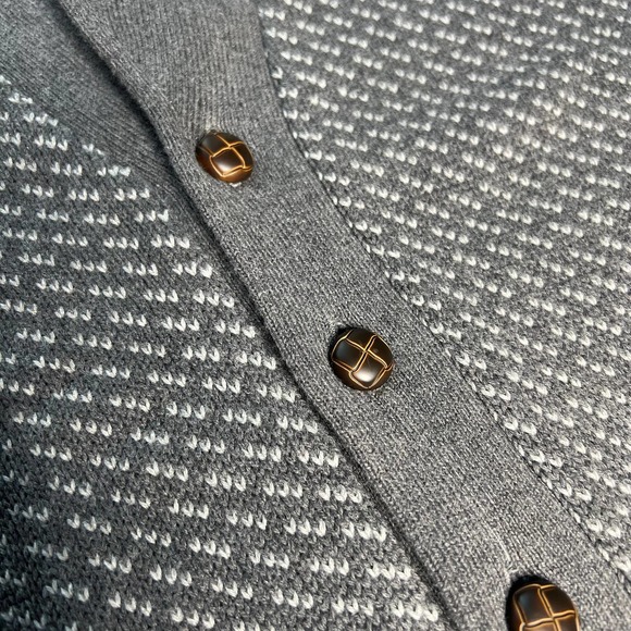 Merona Women's Sweater Button Down Grey/White Long Sleeves Cardigan Size XL - Picture 8 of 16